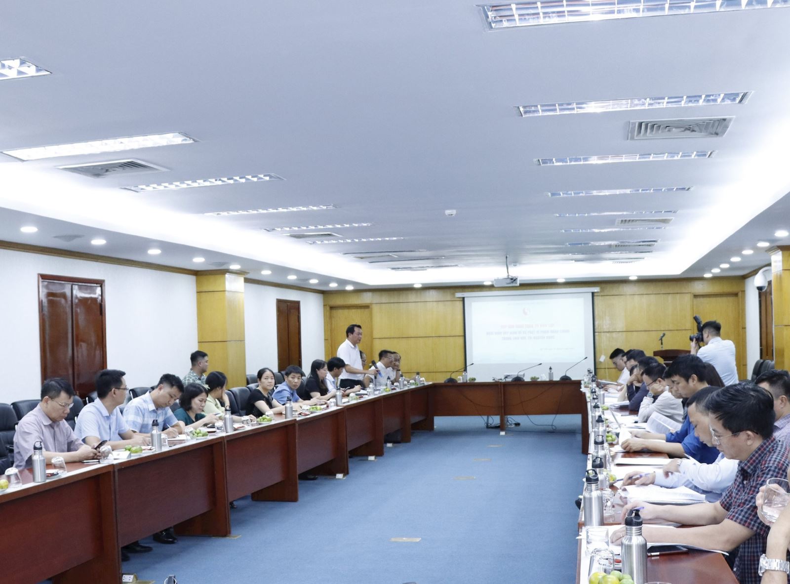 Xây dựng Nghị định xử phạt vi phạm hành chính trong lĩnh vực tài nguyên nước