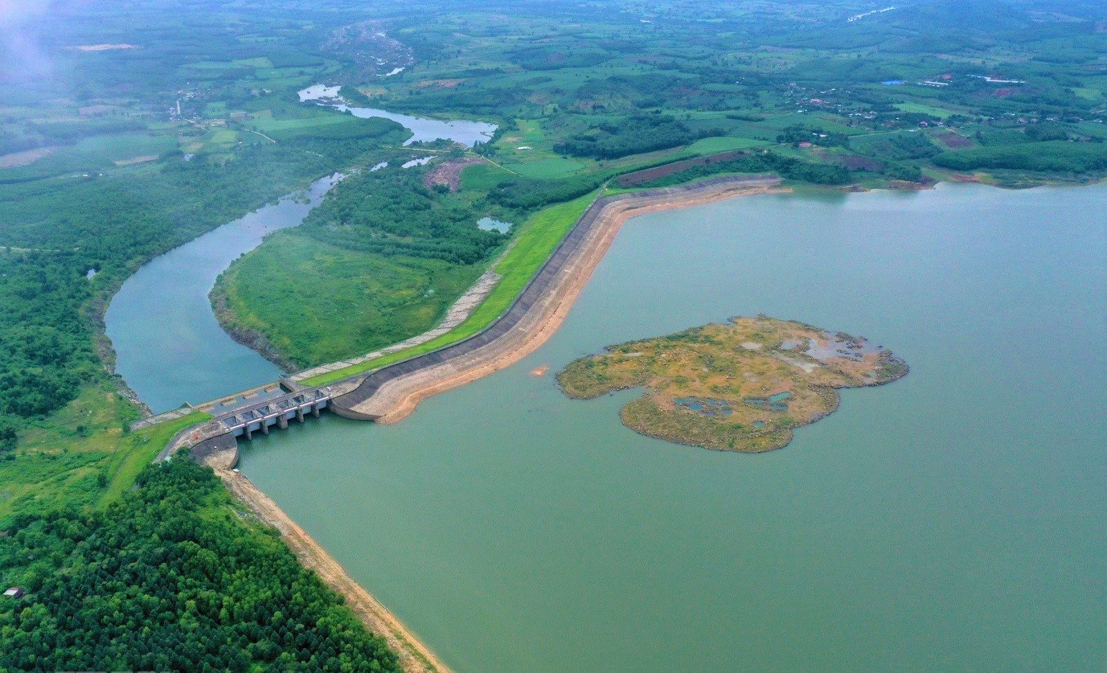 Lấy ý kiến nhân dân về dự thảo Luật Tài nguyên nước (sửa đổi)