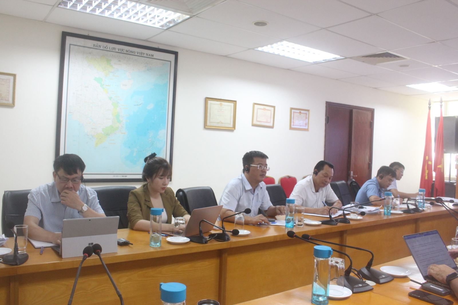 Tham vấn chuyên gia luật quốc tế về xây dựng Luật Tài nguyên nước (sửa đổi)