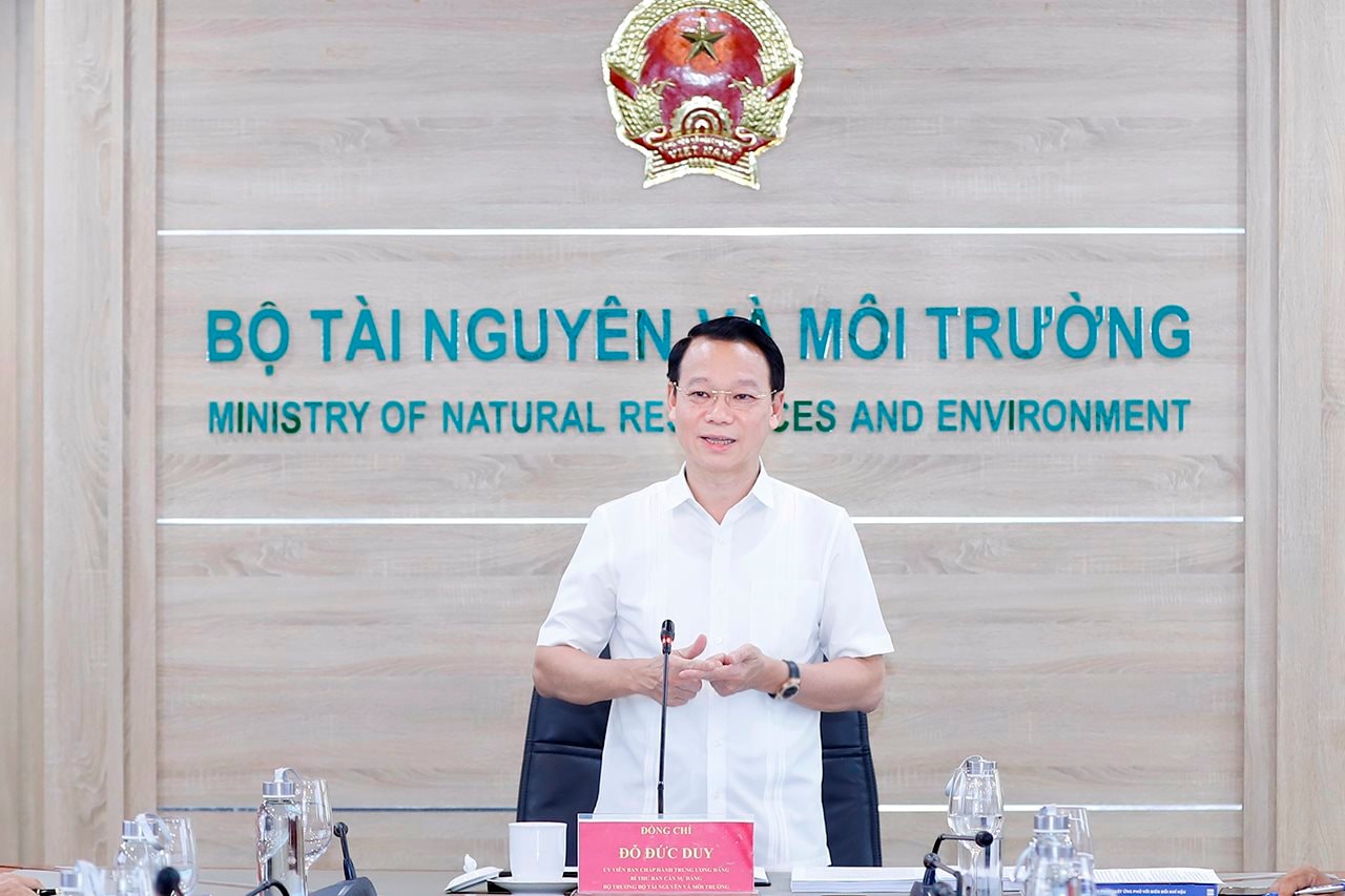 Hoàn thiện chính sách pháp luật về giảm nhẹ phát thải khí nhà kính và bảo vệ tầng ô-dôn