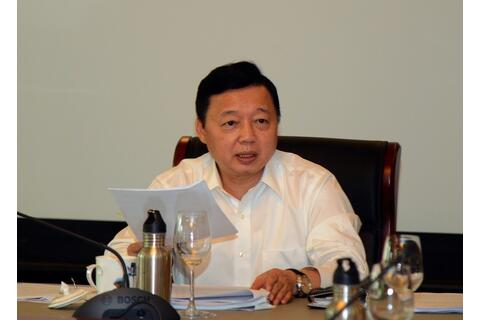 Đánh giá việc thực hiện mục tiêu, nhiệm vụ về bảo vệ môi trường và mức độ hài lòng của người dân, tổ chức về công tác bảo vệ môi trường
