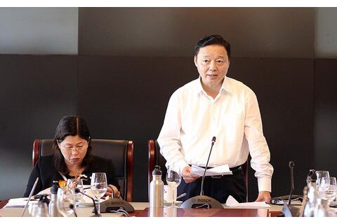 Bộ trưởng Trần Hồng Hà chủ tri cuộc họp hoàn thiện 02 Dự thảo Nghị định đất đai
