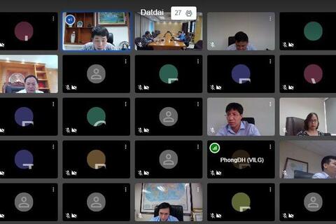 Tạo hành lang pháp lý trong xây dựng, quản lý và khai thác hệ thống thông tin đất đai và giao dịch điện tử trong lĩnh vực đất đai